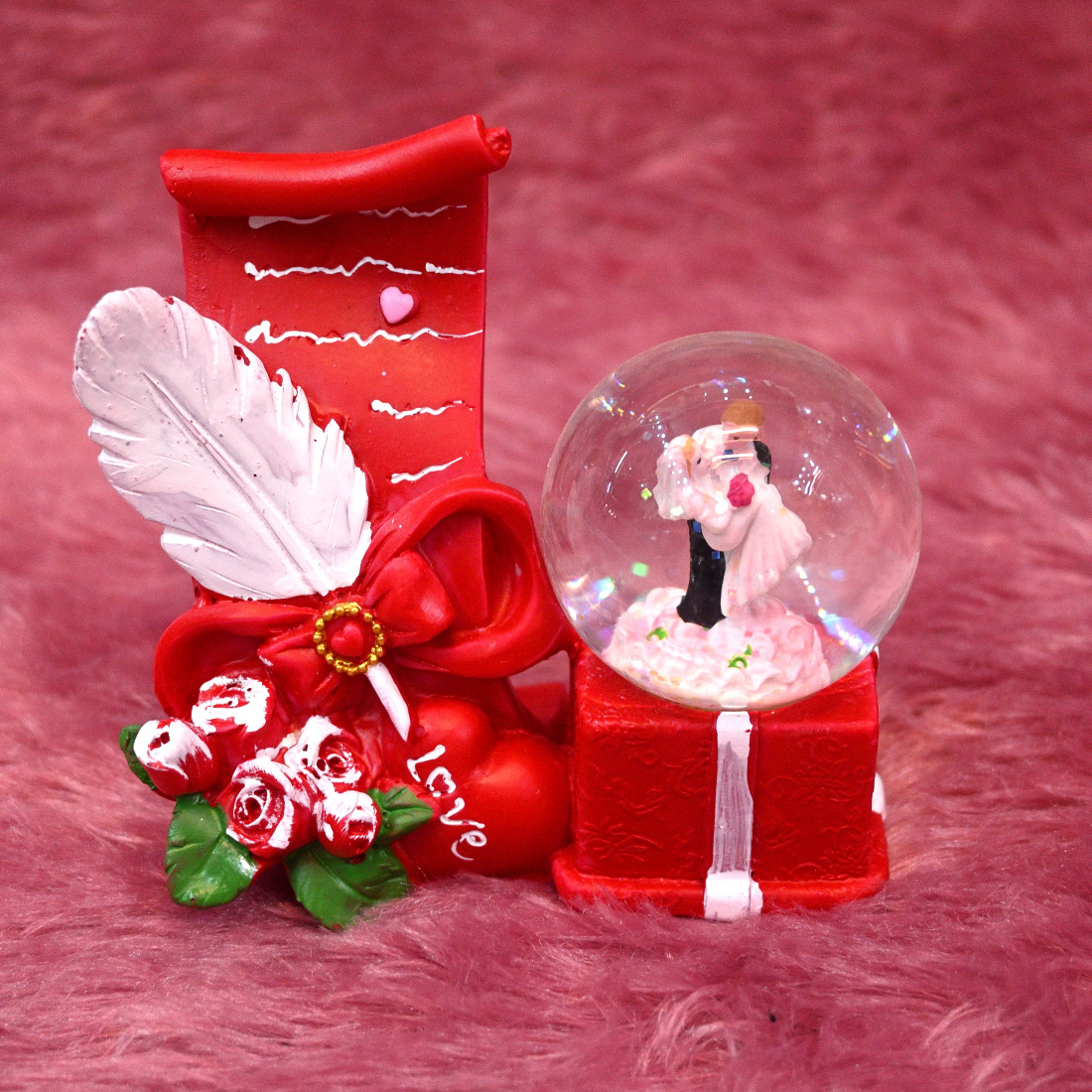 Valentine DAY Beautiful Gifts Decorative Showpiece  