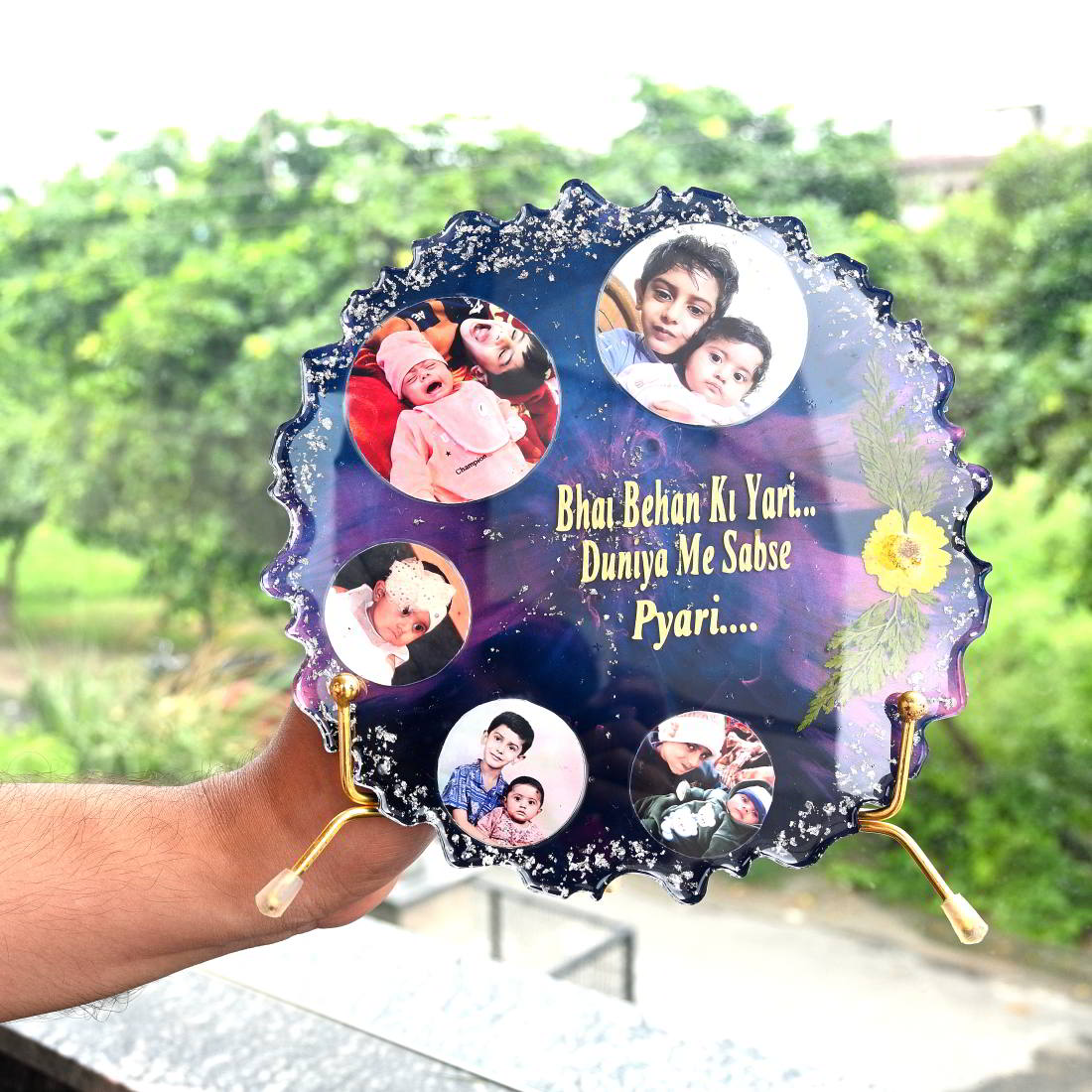 Beautiful Dark Blue Shade Customized Resin Photoframe  